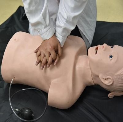 Manikin de PVC avançado A melhor escolha para o treinamento de ressuscitação e intubação de idosos