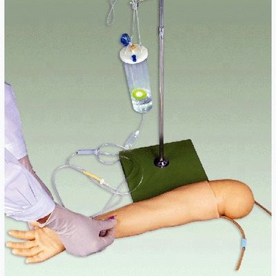 Modelo de braço de treinamento para infusão intravenosa de material avançado de PVC para crianças de 4 anos
