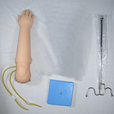 Manikin de tamanho humano portátil infante Venipuncture treinamento braço modelo IV braço Injeção ensino mão fantasma